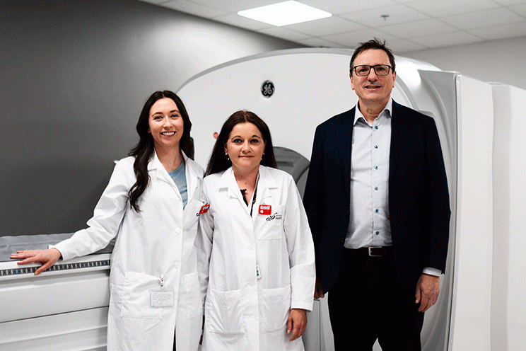 Dr. Steven Burrell, Sara Amero,  Alicia Burke with Canada’s first StarGuide Hybrid SPECT/CT nuclear medicine scanner