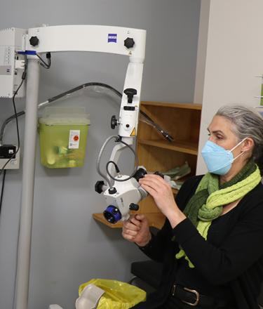 Dr. Katharina Kieser and a new donor-funded colposcope